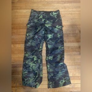 Men’s size small DC snowboard pants